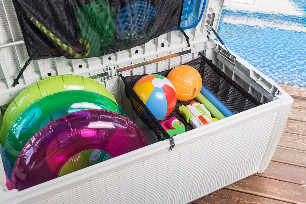 135 Gallon Resin Deck Box G5891