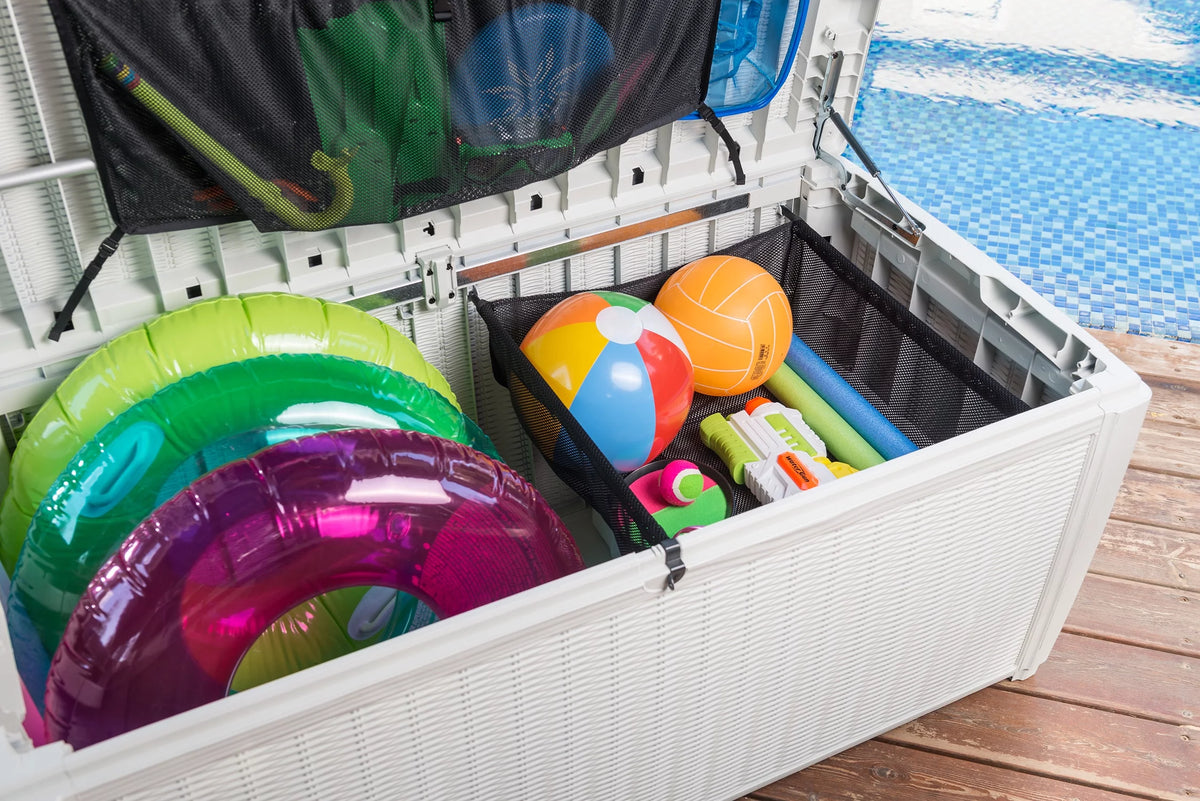 135 Gallon Resin Deck Box G5891