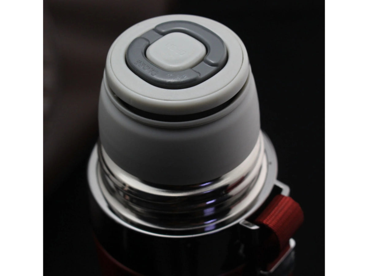 Silver Stainless Steel Vacuum Flask 750ML Water Bottle O97940