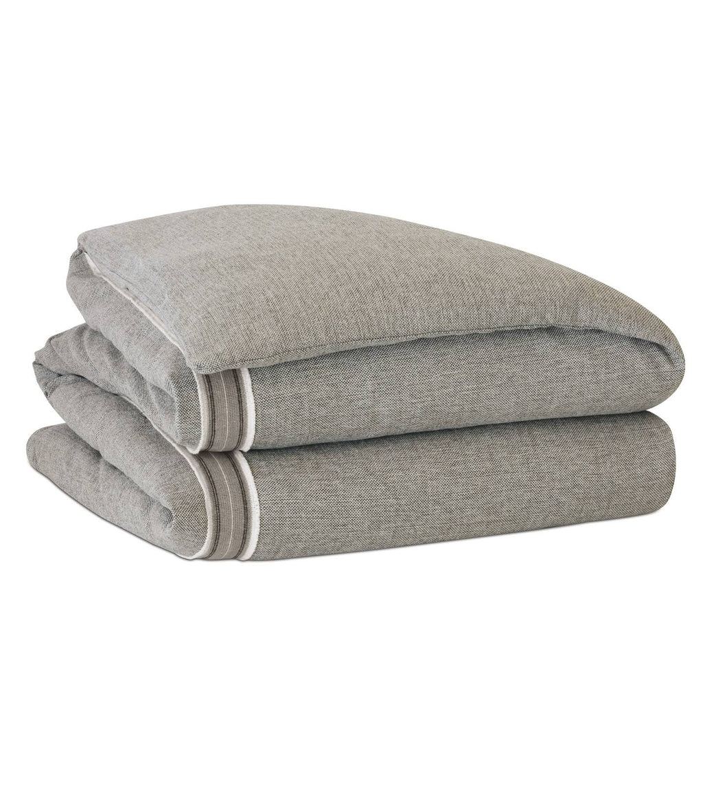 California King Button-Tufted Comforter Z7890
