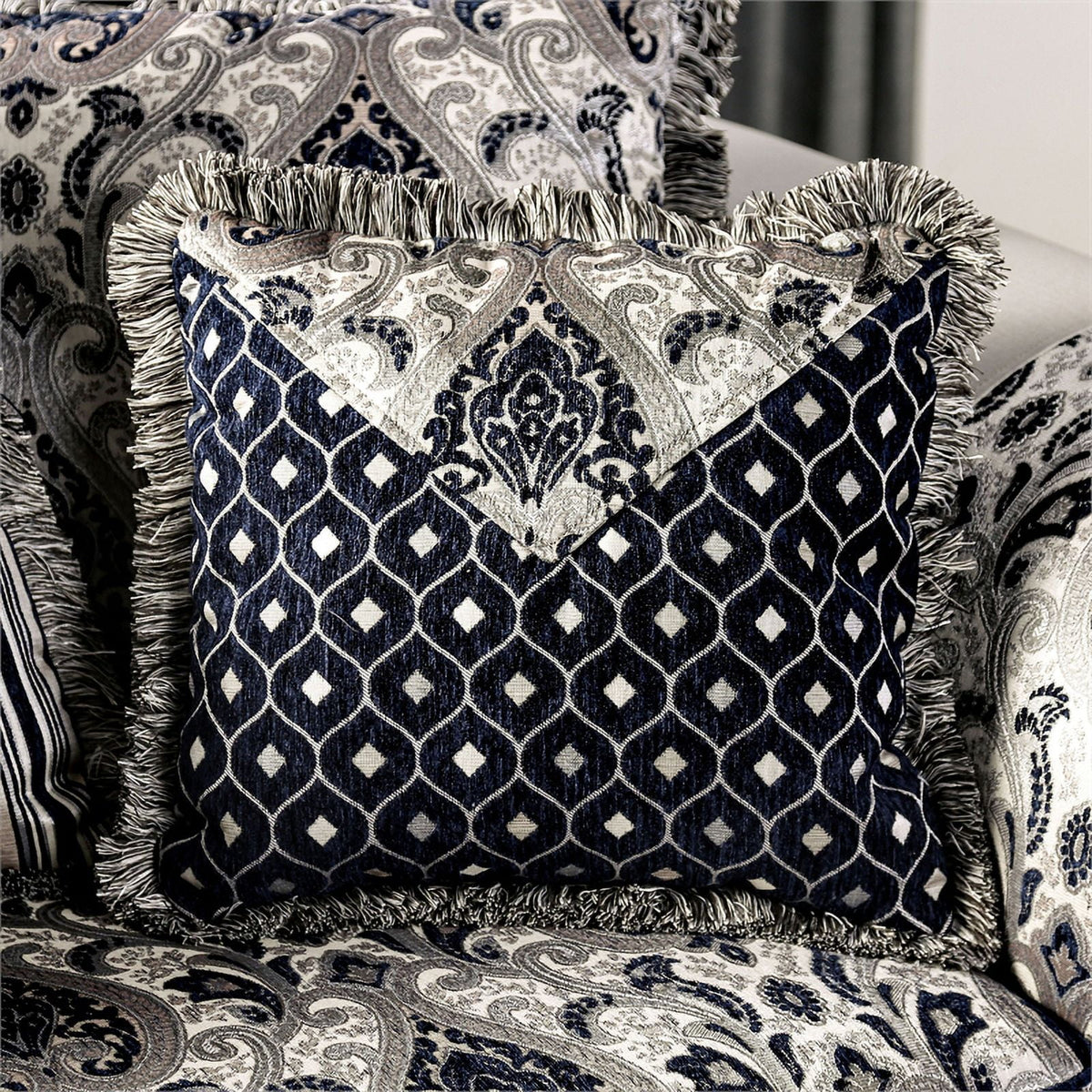 Chenille Upholstered Loveseat with Pillows in Silver N3918