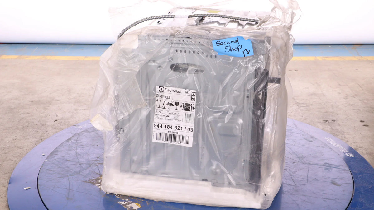 26.5 CUFT SS FD O528